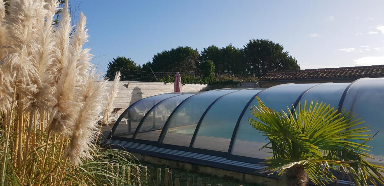 L'Ile De Re Les Trois Moulins Hotel Saint-Martin-de-Re ภายนอก รูปภาพ